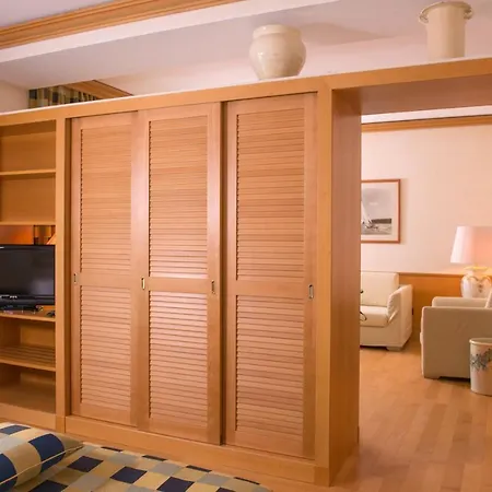 ホテル ピッツオムンノ パレス