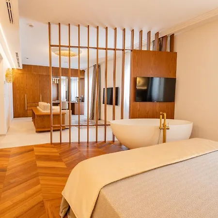 Szálloda Pizzomunno Palace 5*