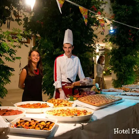 ホテル ピッツオムンノ パレス