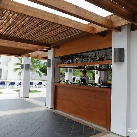 ピッツオムンノ パレス ホテル 5*