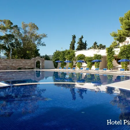 ピッツオムンノ パレス 5*