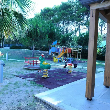 ホテル ピッツオムンノ パレス ヴィエステ