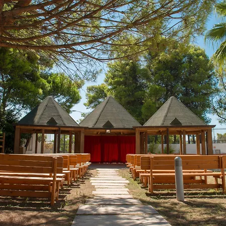 ピッツオムンノ パレス ヴィエステ