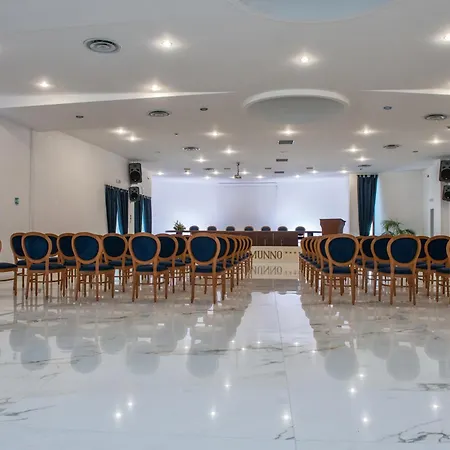 ピッツオムンノ パレス