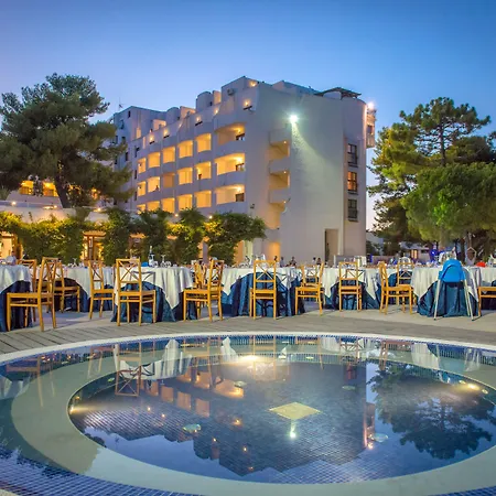 Pizzomunno Palace Vieste
